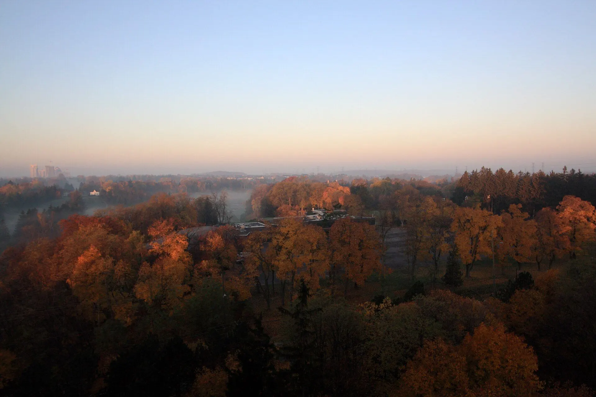 Autumn morning over the Thornhill valley on the Vaughan side of Yonge